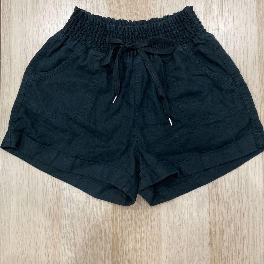 Forever 21 High Waisted Smocked Linen Blend Cuffed Shorts Black Women's Size S